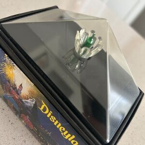 Disneyland Main Street Electrical Parade retired light bulb